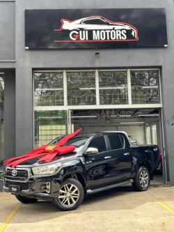 TOYOTA Hilux Caminhonete 2.8 16V SRX 4X4 TURBO DIESEL CABINE DUPLA AUTOMÁTICO