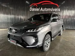 TOYOTA Hilux SW4 2.8 4P SRX 4X4 DIAMOND 7 LUGARES TURBO DIESEL AUTOM�TICO