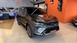 TOYOTA Hilux SW4 2.8 16V 4P SRX PLATINUM 4X4 7 LUGARES TURBO DIESEL AUTOM�TICO