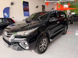 TOYOTA Hilux SW4 2.8 4P SRX 4X4 TURBO DIESEL AUTOMÁTICO