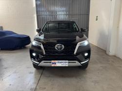 TOYOTA Hilux SW4 2.8 4P SRX 4X4 TURBO DIESEL AUTOMÁTICO