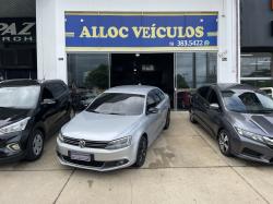 VOLKSWAGEN Jetta 2.0 4P COMFORTLINE TIPTRONIC AUTOM�TICO