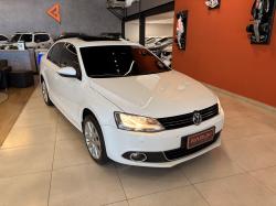 VOLKSWAGEN Jetta 2.0 4P COMFORTLINE TIPTRONIC AUTOM�TICO