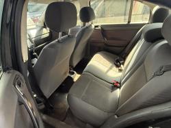 VOLKSWAGEN Polo Sedan 1.6 4P COMFORTLINE FLEX