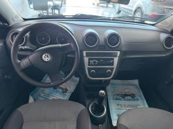 VOLKSWAGEN Voyage 1.0 4P FLEX