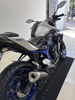 YAMAHA MT-03 300 ABS