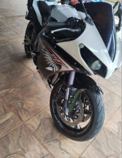 YAMAHA YZF R1 1000 EDI��O LIMITADA