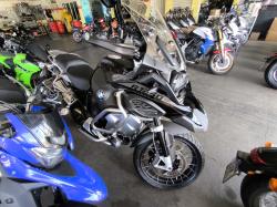 BMW R 1250 GS TRIPLE BLACK