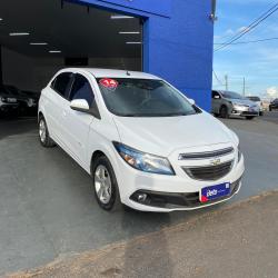 CHEVROLET Onix Hatch 1.4 4P FLEX LT