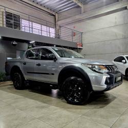 MITSUBISHI L 200 Triton 2.4 16V FLEX GLX 4X4 OUTDOOR CABINE DUPLA