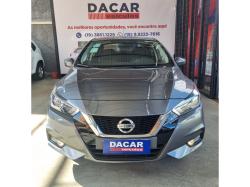 NISSAN Versa Sedan 