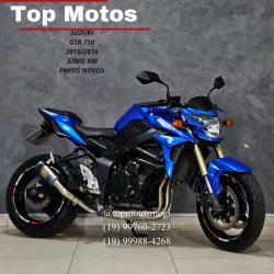 SUZUKI GSR 750 