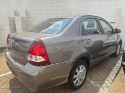 TOYOTA Etios Sedan 1.5 16V 4P FLEX X PLUS