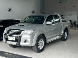 TOYOTA Hilux Caminhonete 3.0 16V 4P 4X4 SRV TURBO DIESEL CABINE DUPLA AUTOMTICO