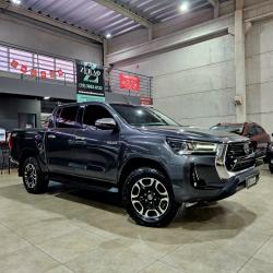 TOYOTA Hilux Caminhonete 2.8 16V SRX 4X4 DIESEL CABINE DUPLA AUTOMTICO