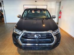 TOYOTA Hilux Caminhonete 2.8 16V SRX 4X4 TURBO DIESEL CABINE DUPLA AUTOMTICO