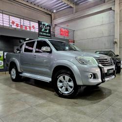 TOYOTA Hilux Caminhonete 2.7 16V 4P SRV FLEX CABINE DUPLA AUTOMTICO