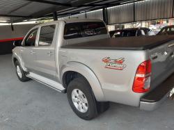 TOYOTA Hilux Caminhonete 3.0 16V 4P 4X4 SRV TURBO DIESEL