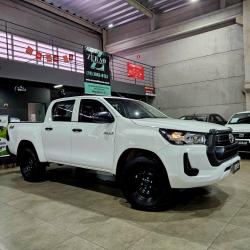 TOYOTA Hilux Caminhonete 2.8 16V 4P POWER PACK TURBO DIESEL 4X4 CABINE DUPLA