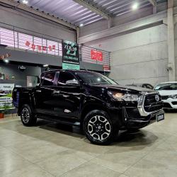 TOYOTA Hilux Caminhonete 2.8 16V SRV 4X4 DIESEL CABINE DUPLA AUTOMTICO