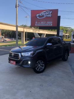 TOYOTA Hilux Caminhonete 2.8 16V SRV 4X4 DIESEL CABINE DUPLA AUTOMTICO