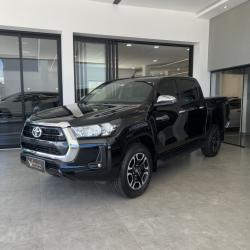 TOYOTA Hilux Caminhonete 2.8 16V SRV 4X4 DIESEL CABINE DUPLA AUTOMTICO