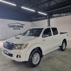 TOYOTA Hilux Caminhonete 3.0 16V 4P 4X4 SRV TURBO DIESEL CABINE DUPLA AUTOMTICO