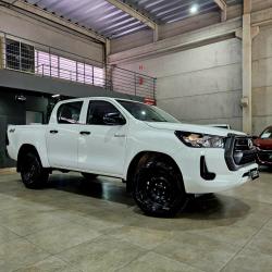 TOYOTA Hilux Caminhonete 2.8 16V 4P POWER PACK TURBO DIESEL 4X4 CABINE DUPLA