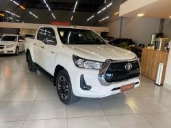 TOYOTA Hilux Caminhonete 2.8 16V SRV 4X4 DIESEL CABINE DUPLA AUTOMTICO