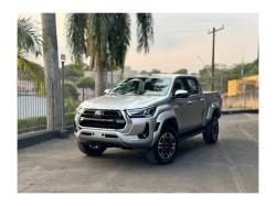 TOYOTA Hilux Caminhonete 2.8 16V SRX PLUS 4X4 TURBO DIESEL CABINE DUPLA AUTOMTICO
