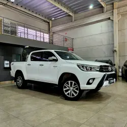 TOYOTA Hilux Caminhonete 2.8 16V SRX 4X4 TURBO DIESEL CABINE DUPLA AUTOMTICO