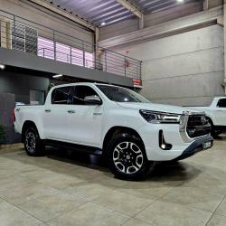 TOYOTA Hilux Caminhonete 2.8 16V SRX 4X4 TURBO DIESEL CABINE DUPLA AUTOMTICO