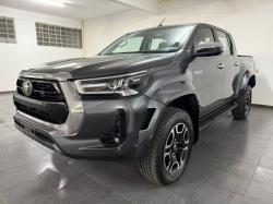 TOYOTA Hilux Caminhonete 2.8 16V SRX PLUS 4X4 TURBO DIESEL CABINE DUPLA AUTOMTICO