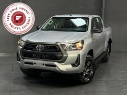 TOYOTA Hilux Caminhonete 