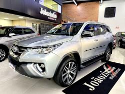 TOYOTA Hilux SW4 2.7 16V 4P SR AUTOMTICO