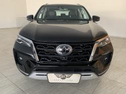 TOYOTA Hilux SW4 2.8 16V 4P SRX 4X4 7 LUGARES TURBO DIESEL AUTOMTICO