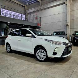 TOYOTA Yaris Hatch 1.5 16V 4P FLEX XL MULTIDRIVE AUTOMTICO CVT