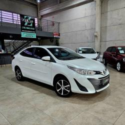 TOYOTA Yaris Sedan 1.5 16V 4P FLEX XL LIVE MULTIDRIVE AUTOMTICO CVT
