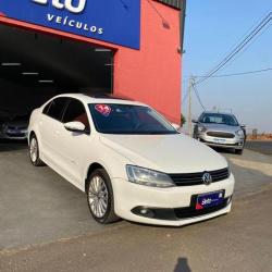 VOLKSWAGEN Jetta 2.0 4P FLEX AUTOMTICO