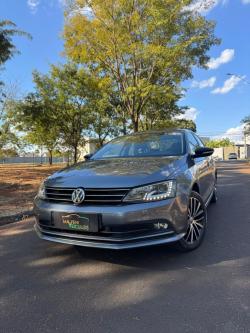 VOLKSWAGEN Jetta 2.0 4P TSI HIGHLINE 211 CV AUTOMTICO