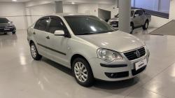 VOLKSWAGEN Polo Sedan 1.6 4P FLEX