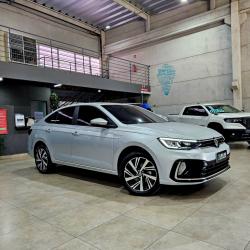 VOLKSWAGEN Virtus 1.0 4P 200 TSI FLEX HIGHLINE AUTOMTICO