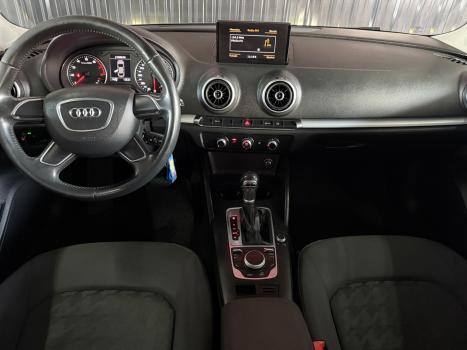 AUDI A3 Sedan 1.4 16V 4P TFSI ATTRACTION AUTOM�TICO, Foto 11