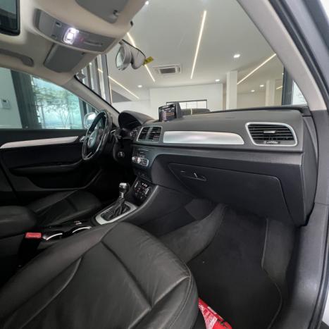 AUDI Q3 1.4 4P FLEX TFSI S-TRONIC AUTOM�TICO, Foto 9