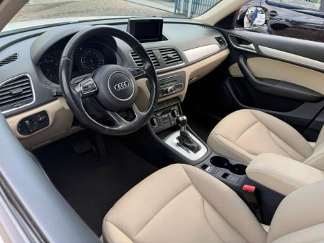AUDI Q3 1.4 4P TFSI AMBIENTE S-TRONIC AUTOM�TICO, Foto 6