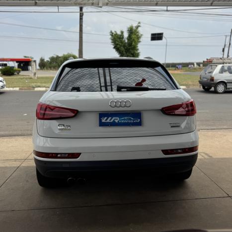 AUDI Q3 2.0 4P TFSI AMBIENTE QUATTRO S-TRONIC AUTOMTICO, Foto 5