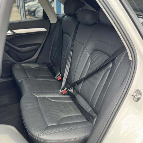 AUDI Q3 2.0 4P TFSI AMBIENTE QUATTRO S-TRONIC AUTOMTICO, Foto 9