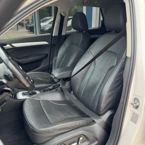 AUDI Q3 2.0 4P TFSI AMBIENTE QUATTRO S-TRONIC AUTOMTICO, Foto 10