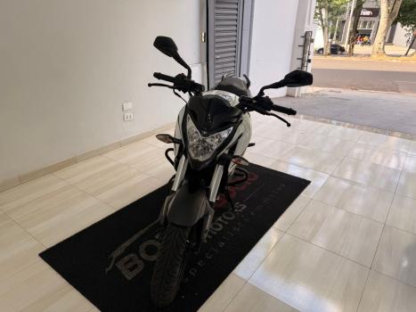 BAJAJ Dominar 200 , Foto 4