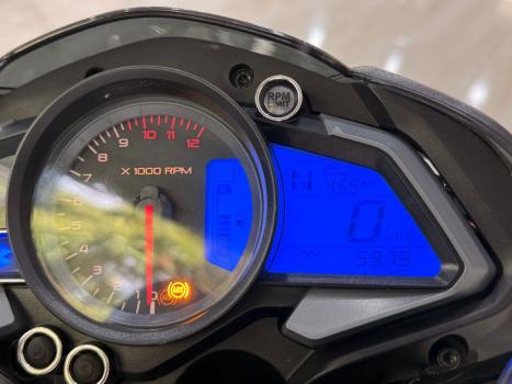 BAJAJ Dominar 200 , Foto 7